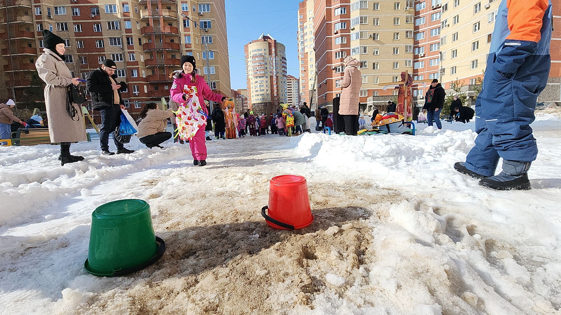 электросталь, мой город, жители города, праздник, праздник двора, масленица, весна, масленичные гуляния, народные гулянья, народные песни,