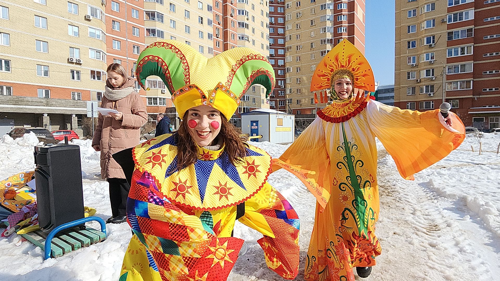 электросталь, мой город, жители города, праздник, праздник двора, масленица, весна, масленичные гуляния, народные гулянья, народные песни,