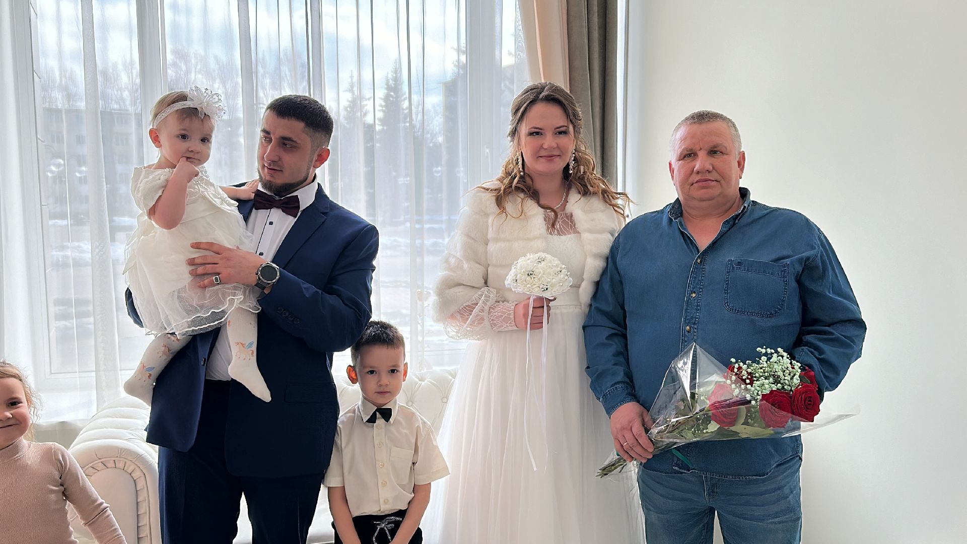 Клин, общество, люди, свадьба, выборы, голосование, выборы президента 2024,