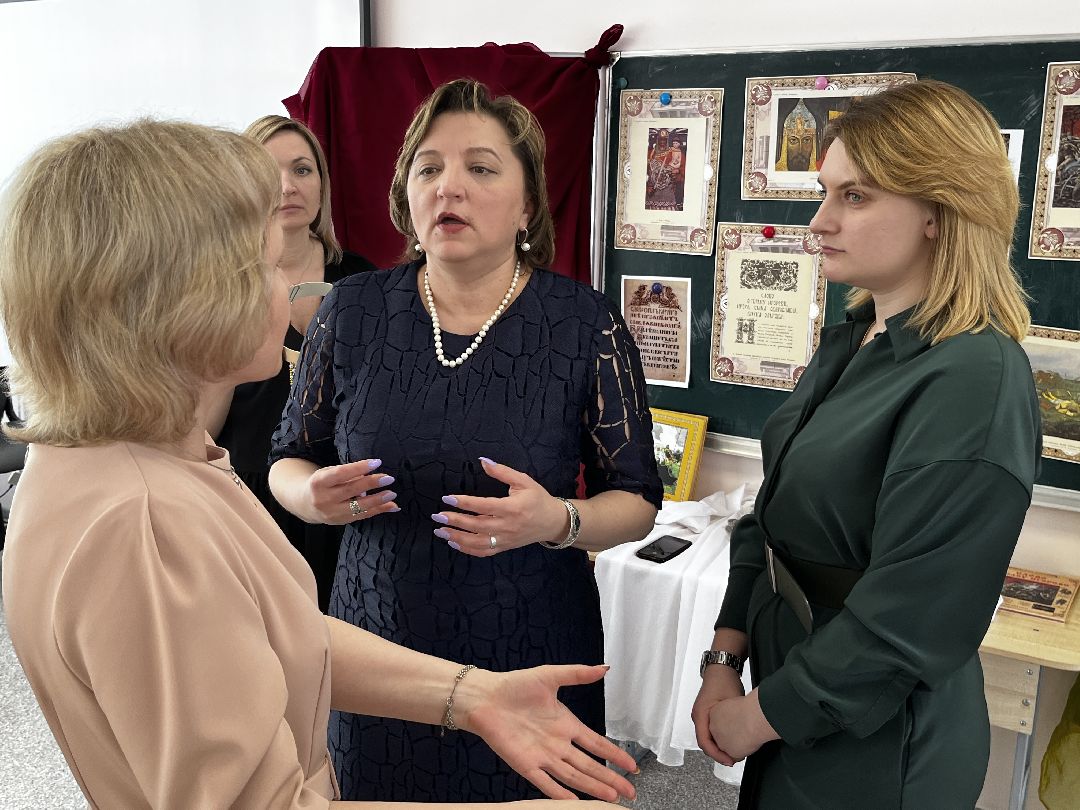 Верея, Наро-Фоминск, Наро-Фоминский городской округ. школьная жизнь,. образование методический автобус