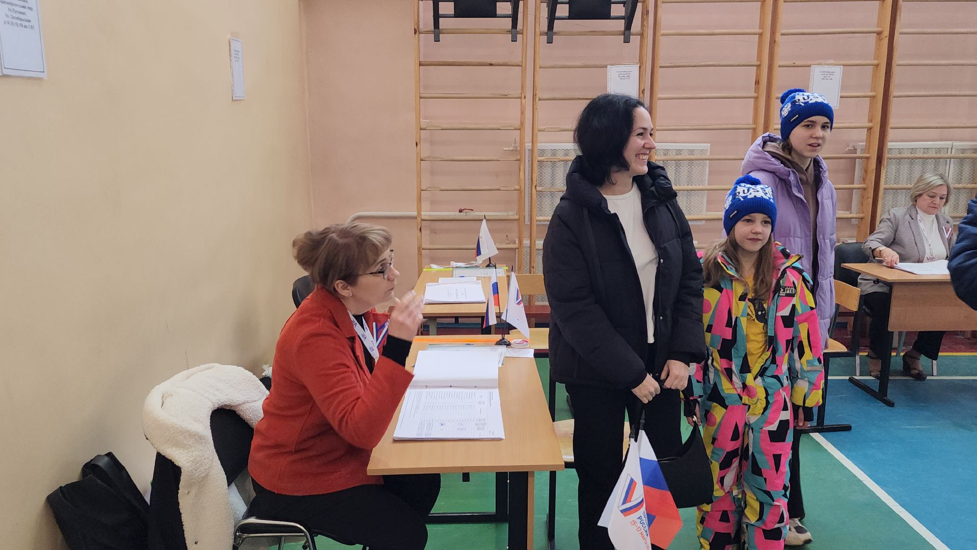 серпухов, выборы президента 2024, гимназия №1, большой ударный переулок, многодетная семья, выборы, выборы 2024, выборы президента, выборы президента россии,