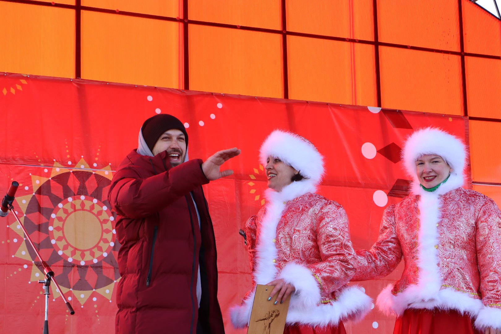 Серебряные Пруды, ПКиО Серебряный, парк Серебряный, Широкая Масленица, столб с подарками, масленичный столб, Узуново,