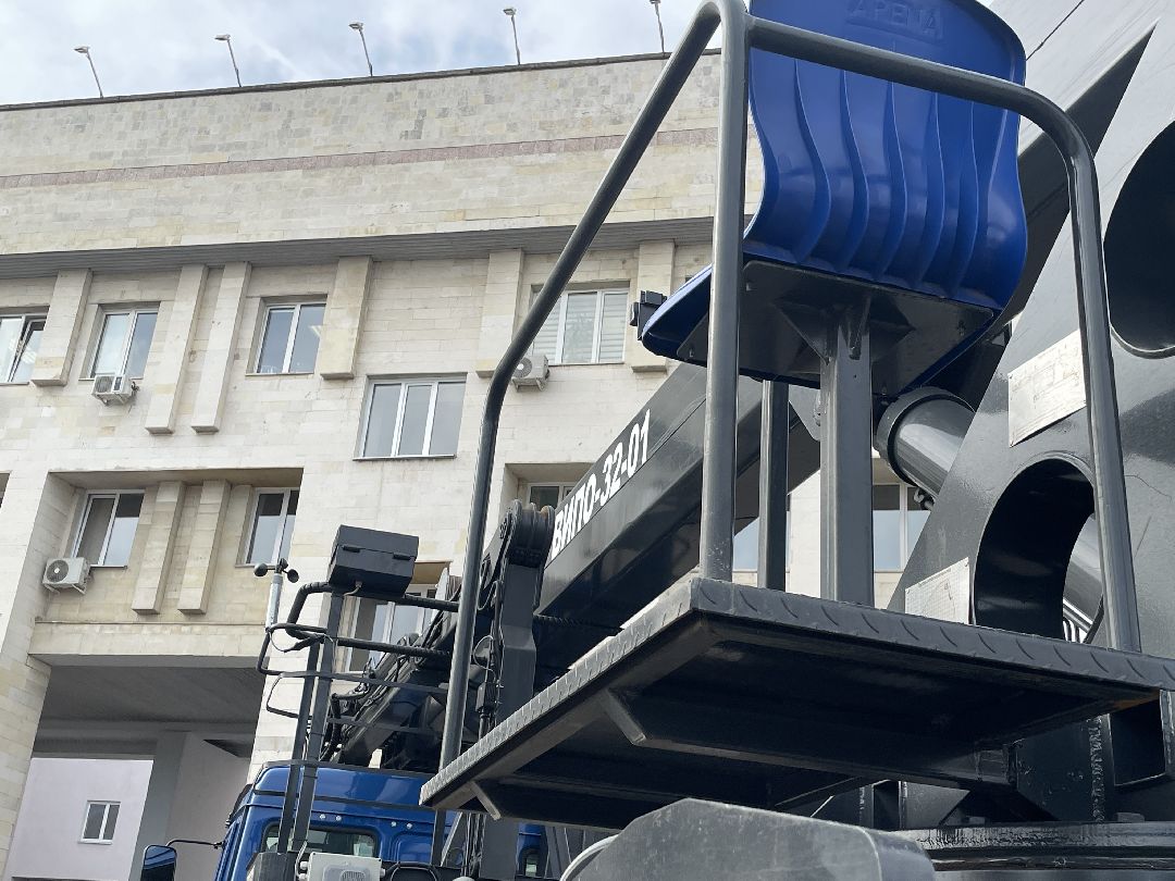 Техника, трактор, ЖКХ