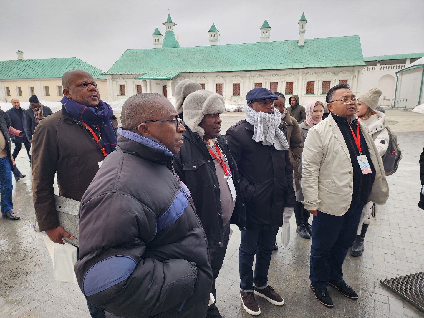 делегация, наблюдатели, монастырь,