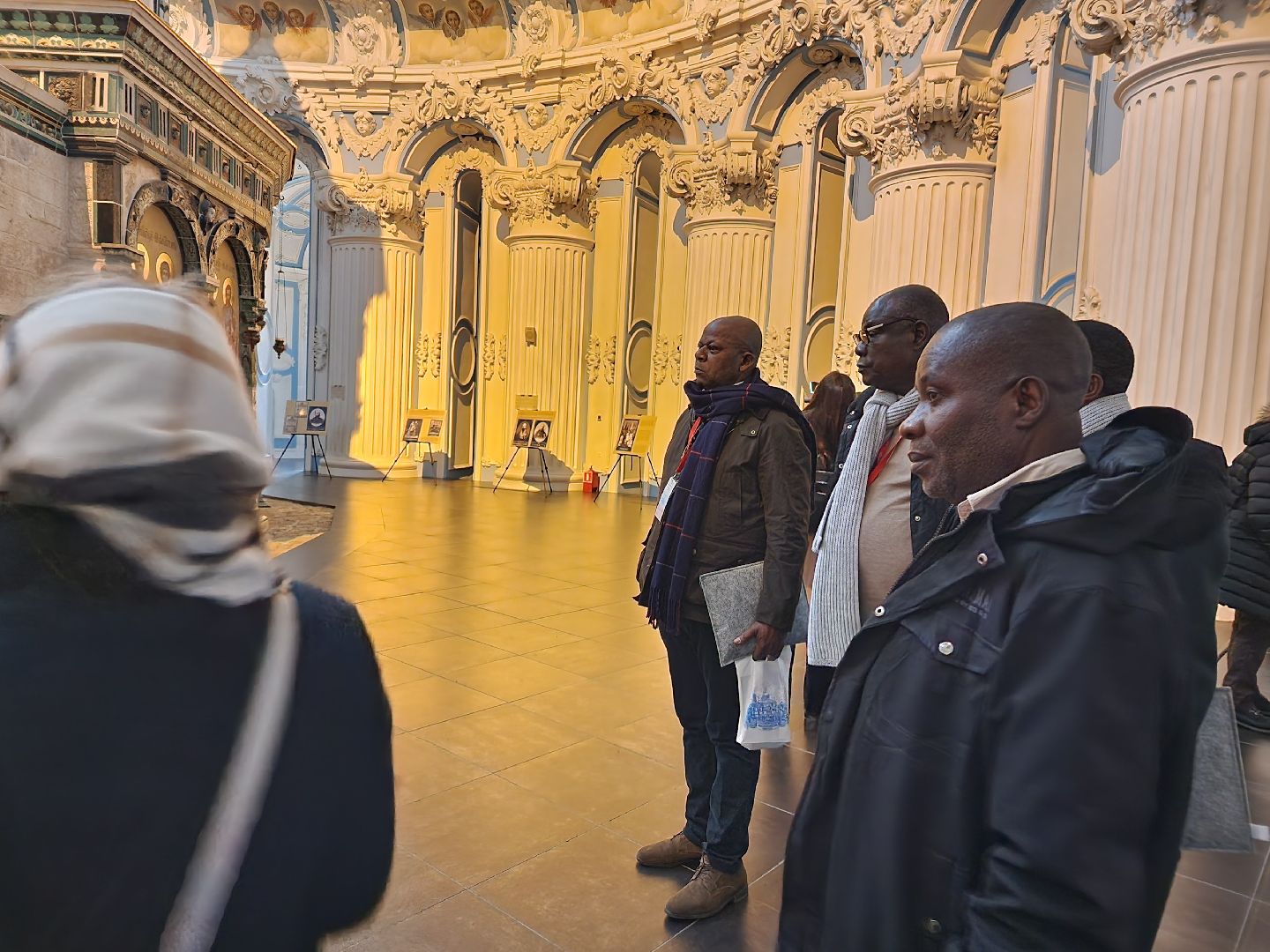 делегация, наблюдатели, монастырь,