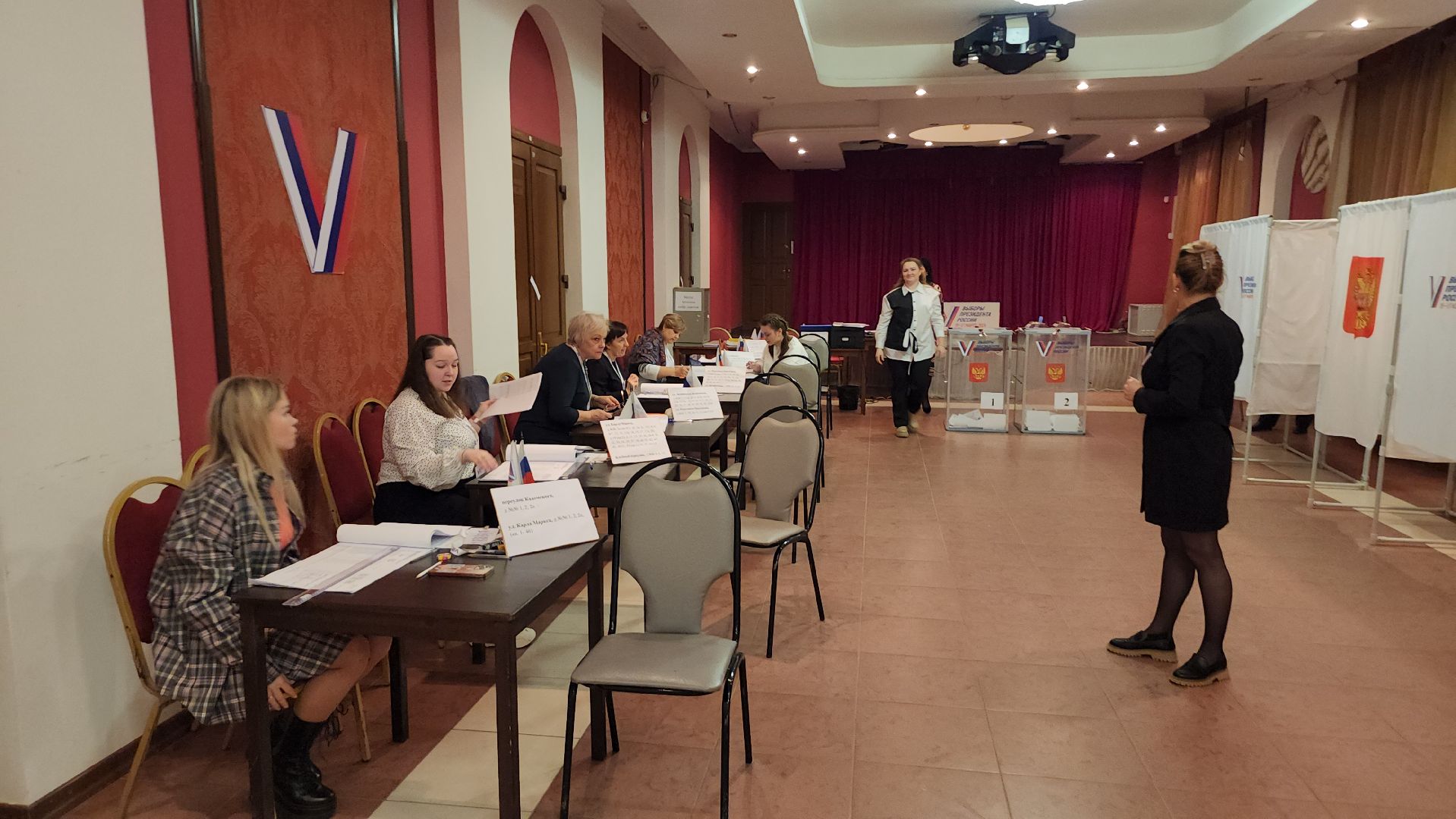 серпухов, выборы президента 2024, клубный переулок, уик 2878, депутат, выборы, выборы 2024, выборы президента россии, выборы президента,