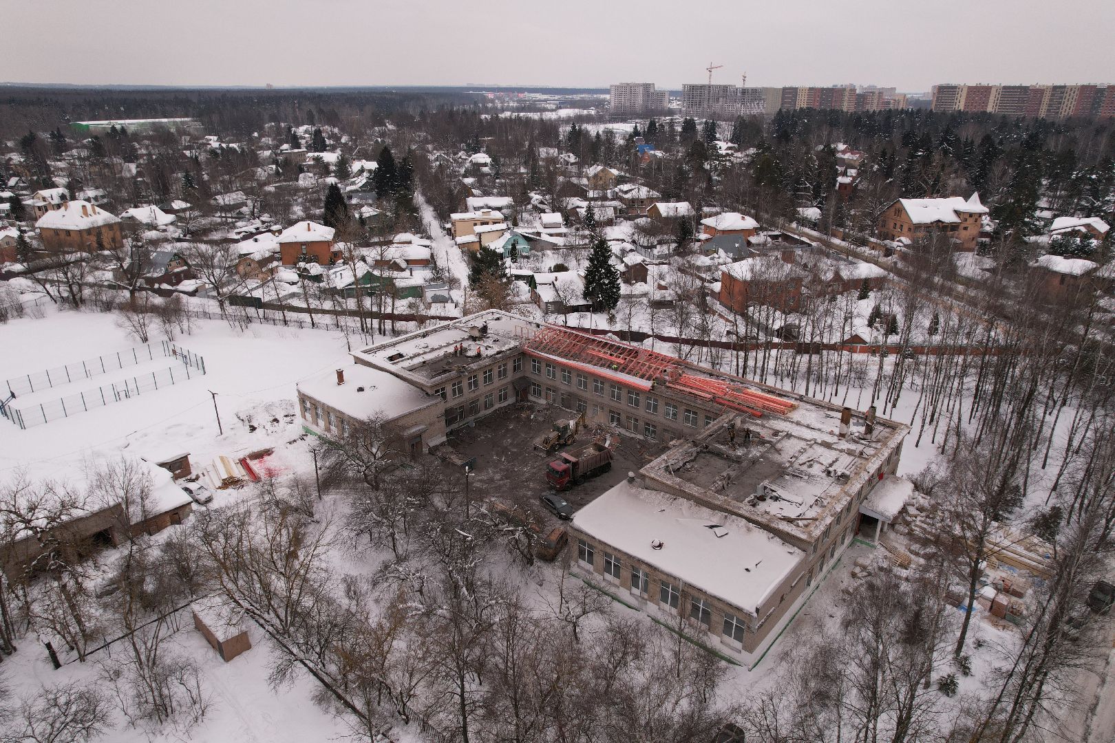 видео с коптера, школа,