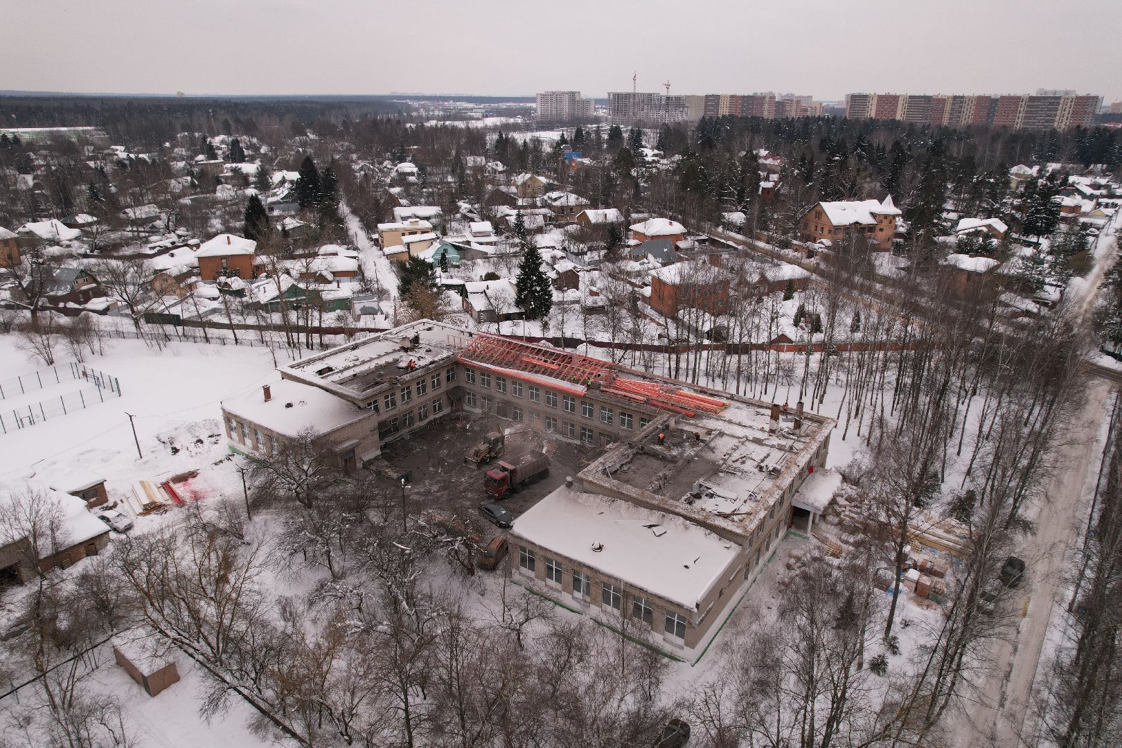 видео с коптера, школа,