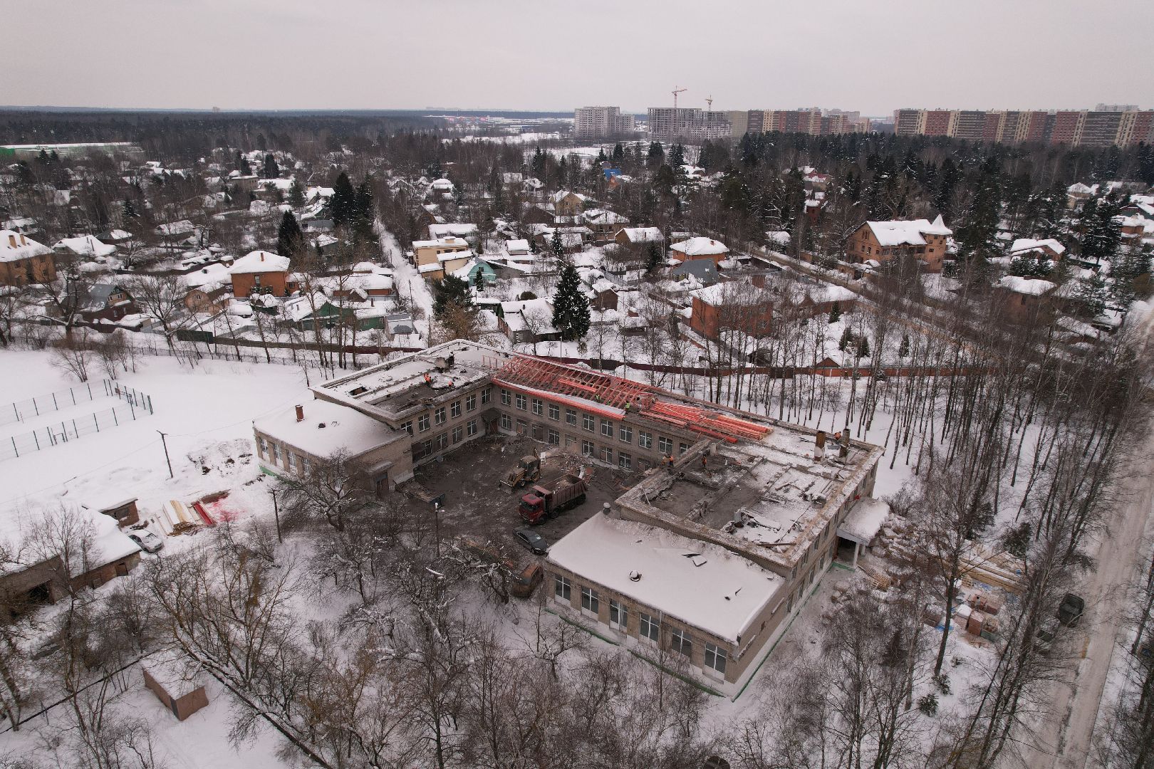 видео с коптера, школа,