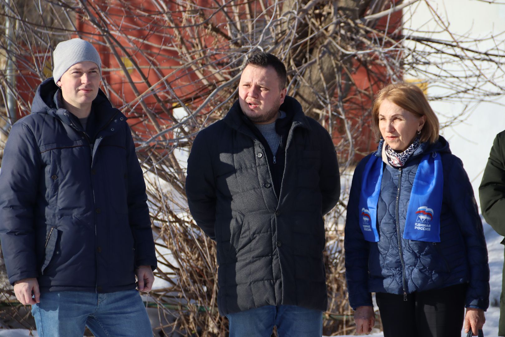 обсуждение с жителями, детская площадка,