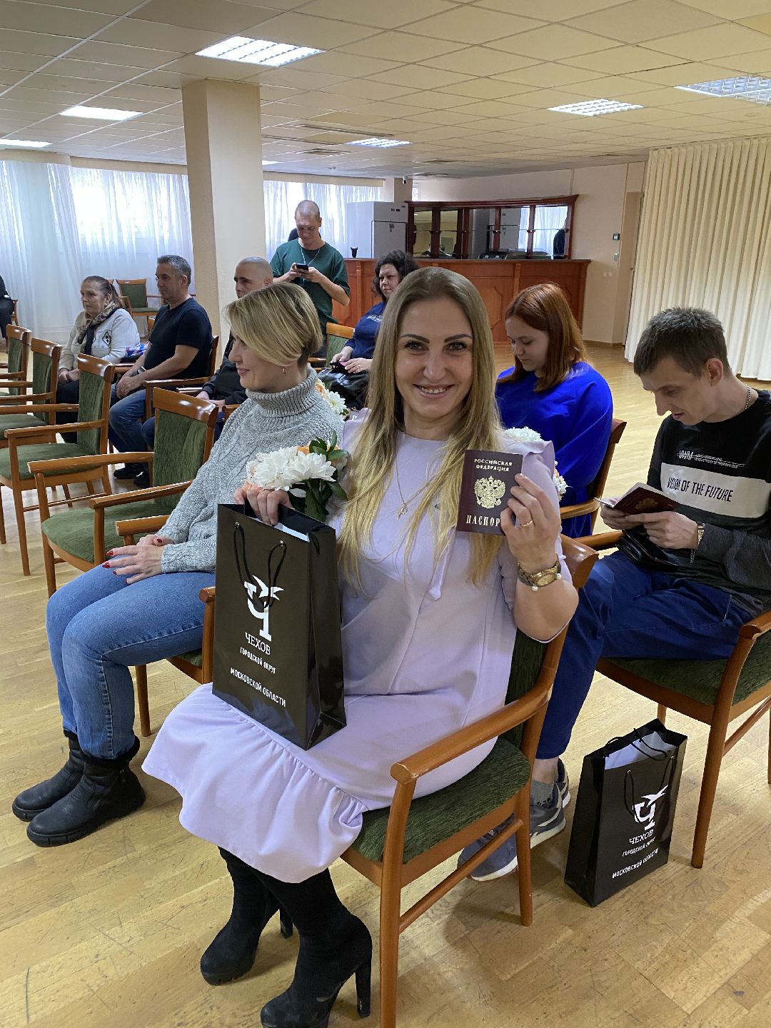 Чехов, паспорт, Луганск