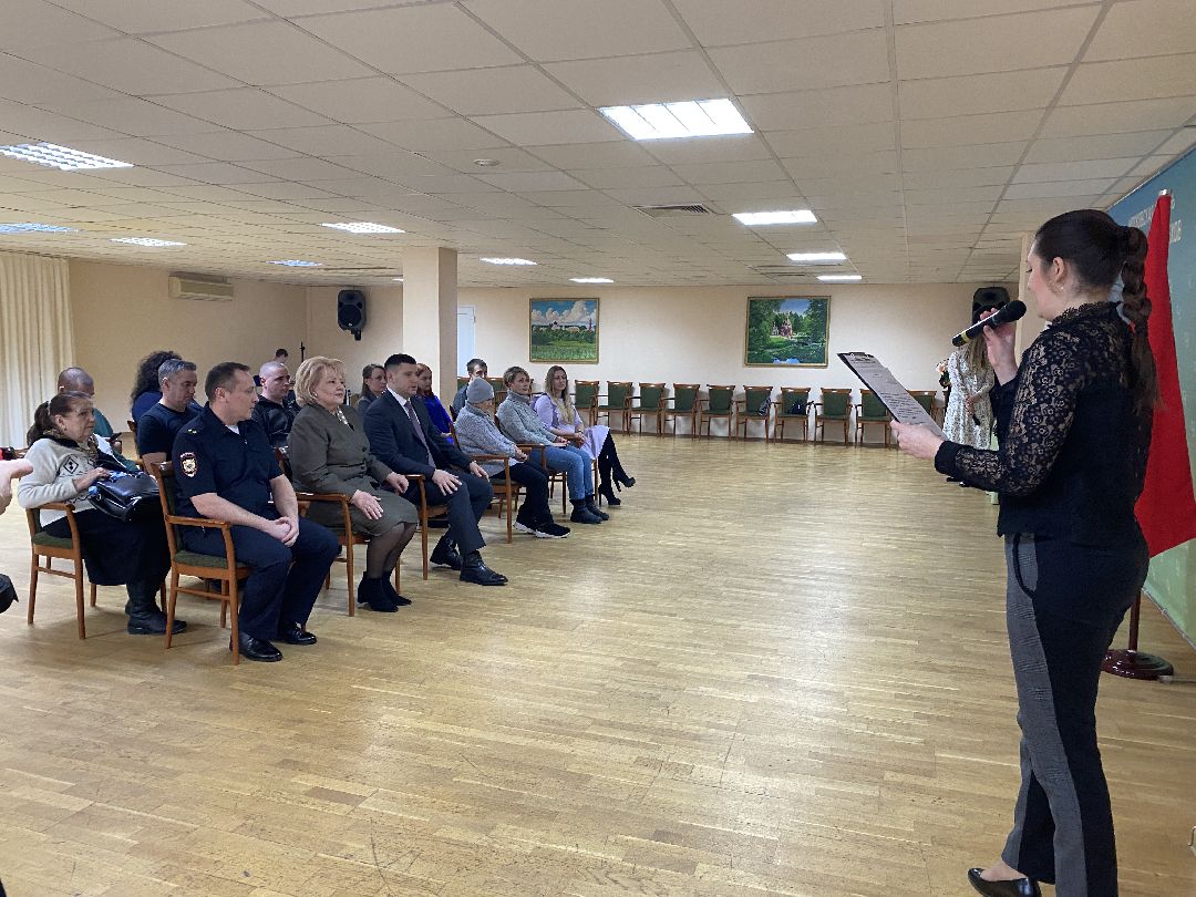 Чехов, паспорт, Луганск