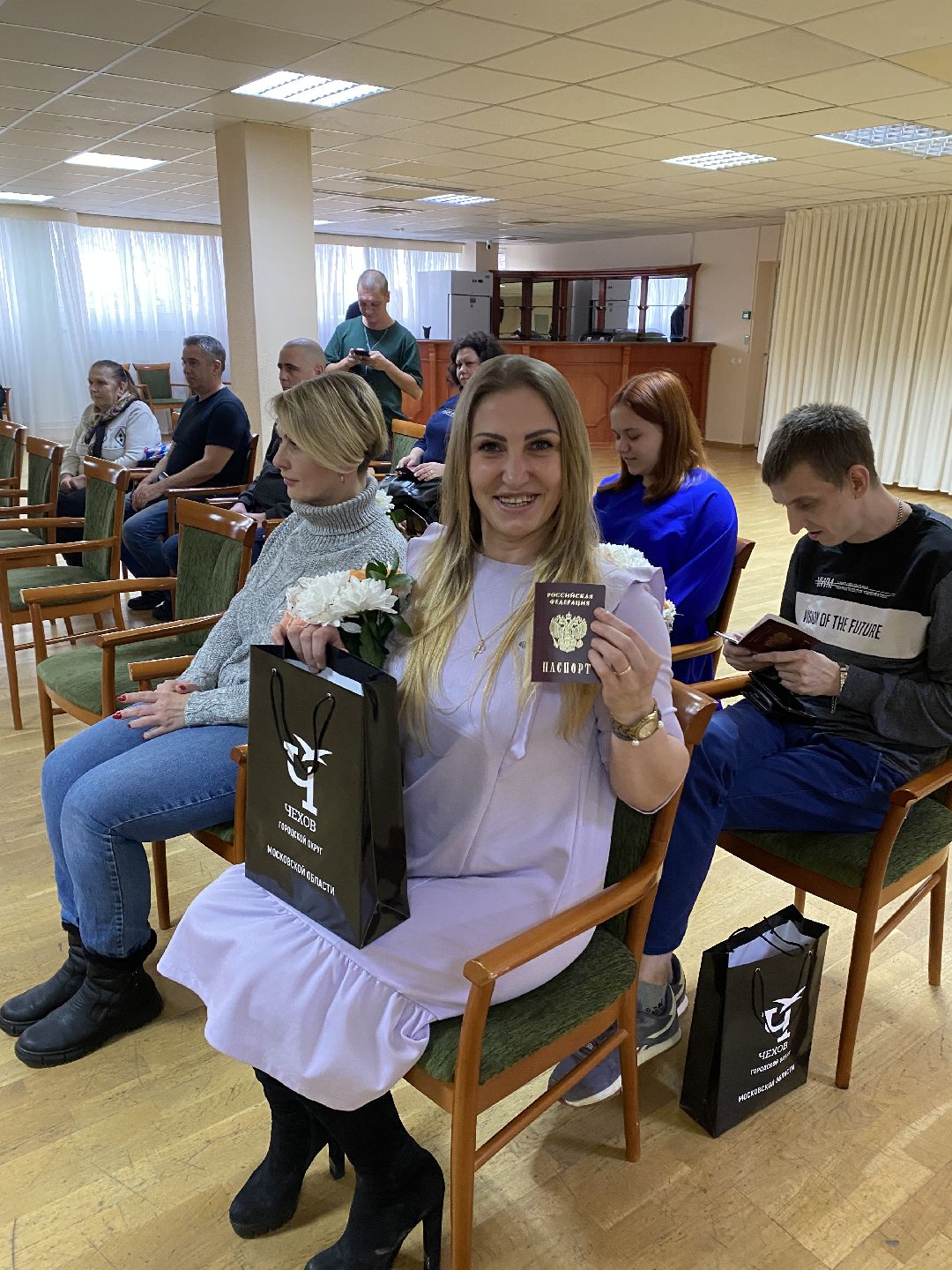 Чехов, паспорт, Луганск