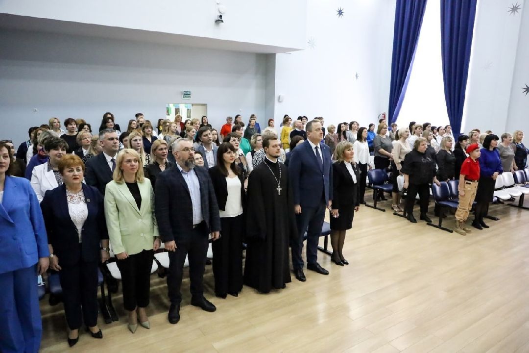 Серпухов, образование, наставник