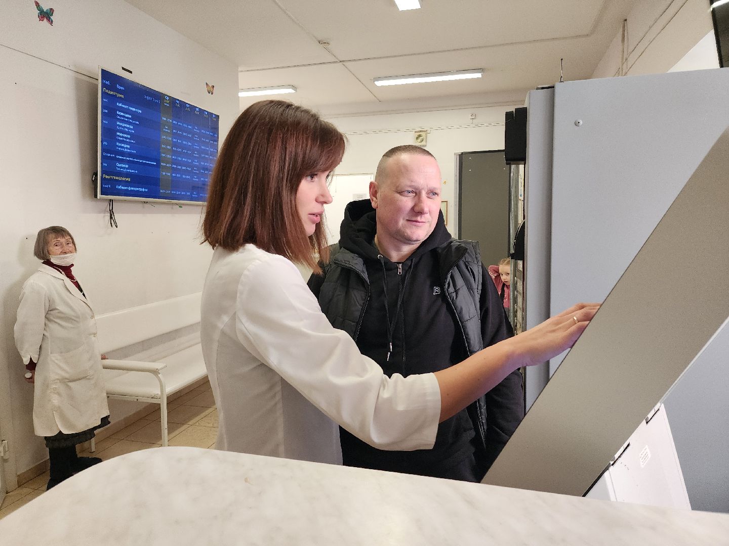 новый врач, детская поликлиника,