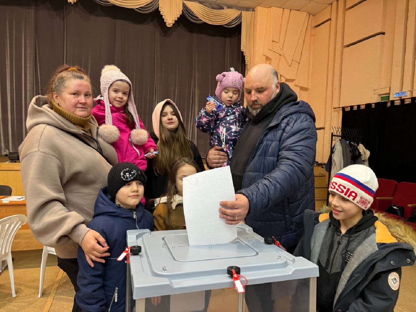 можайск, можайский городской округ, подмосковье, выборы 2024, выборы президента, многодетные семьи, пример детям, гражданская позициия, выбирают всей чсемьей,
