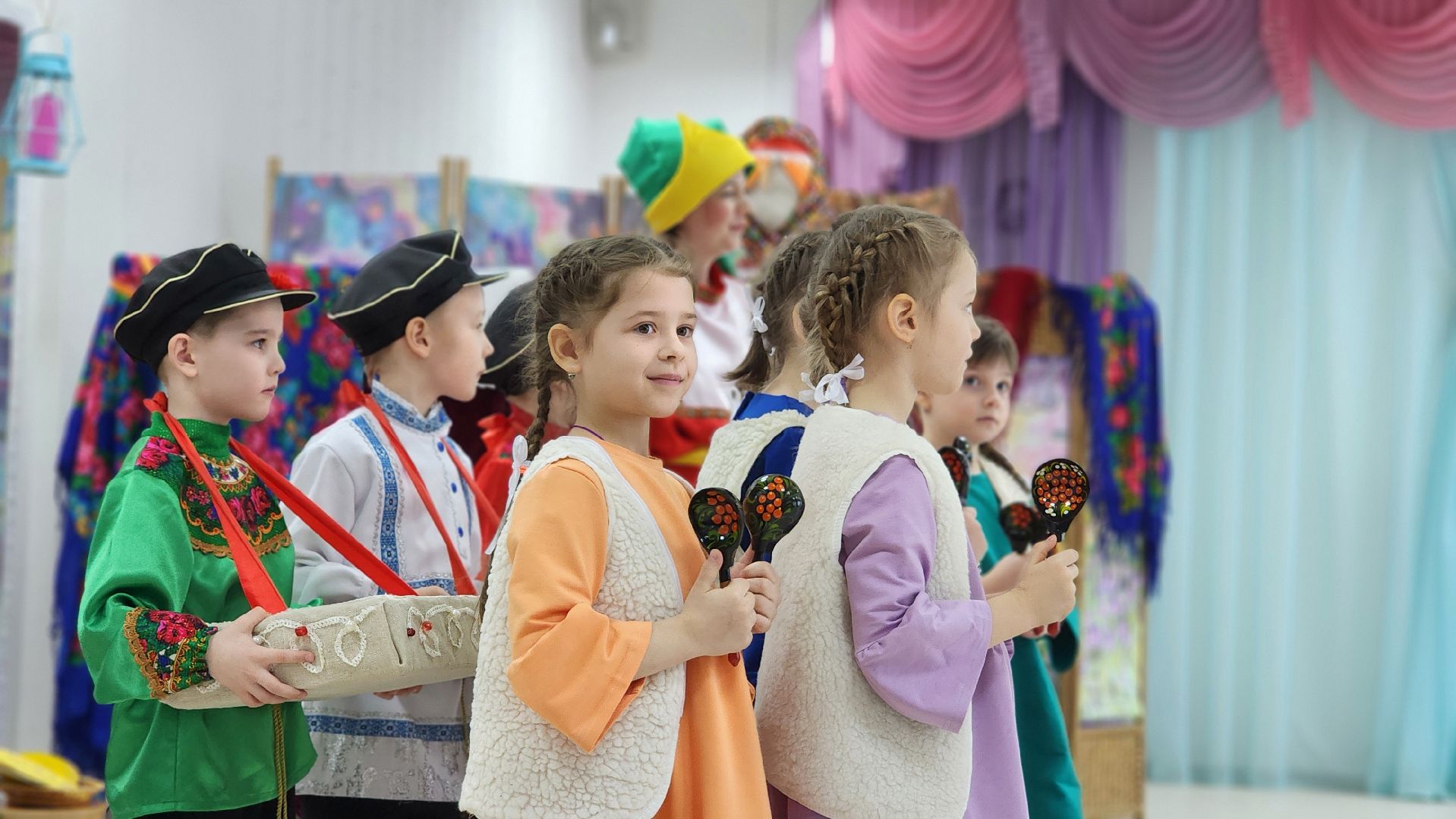 галерея в саду, образование, дети, искуство, детский сад,