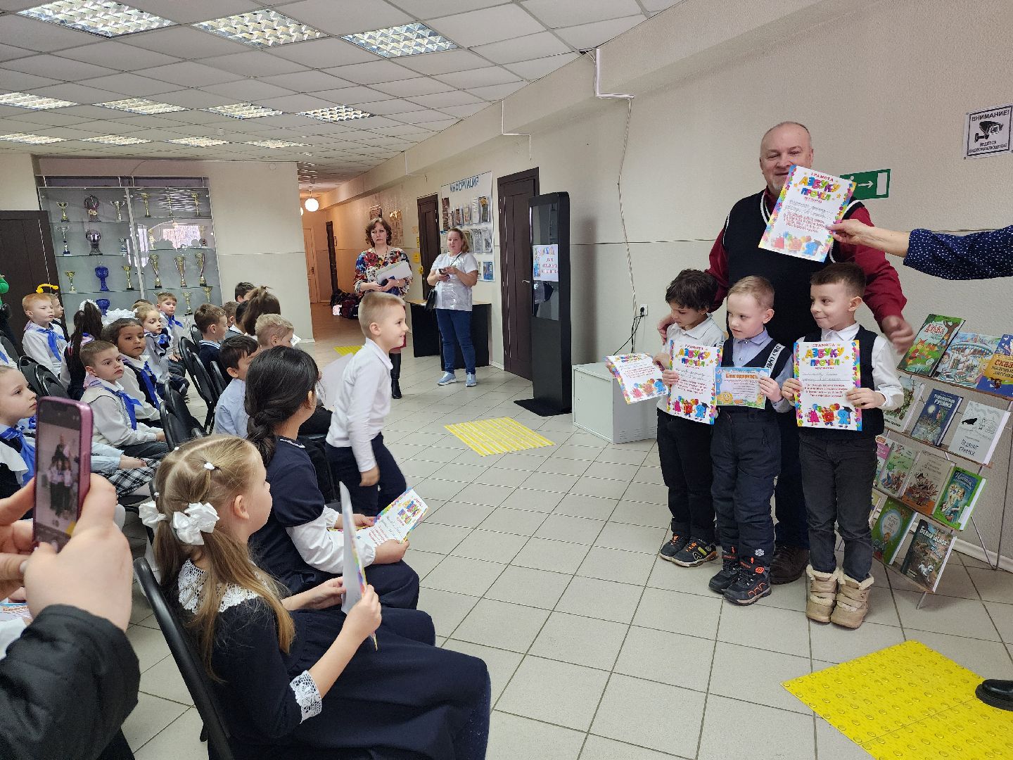 серпухов, поселок большевик, улица ленина, неделя детской книги, библиотека,