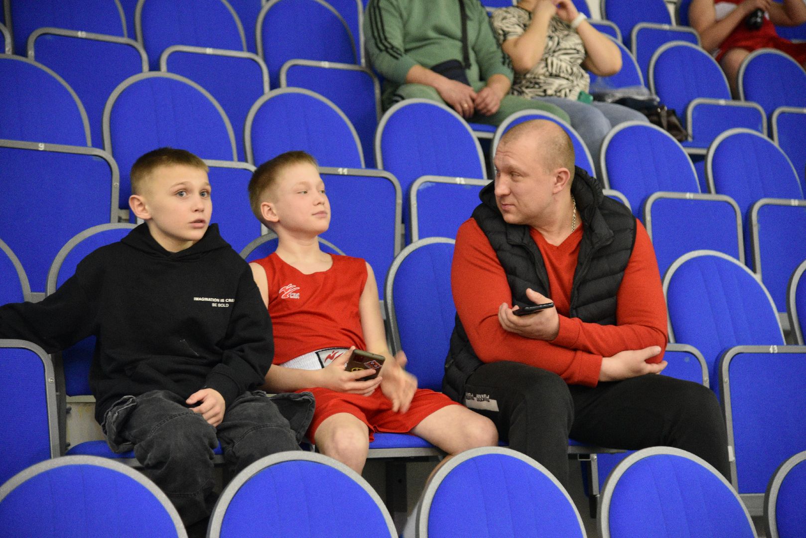 лотошино, бокс, ксц лотошино, боевые перчатки,