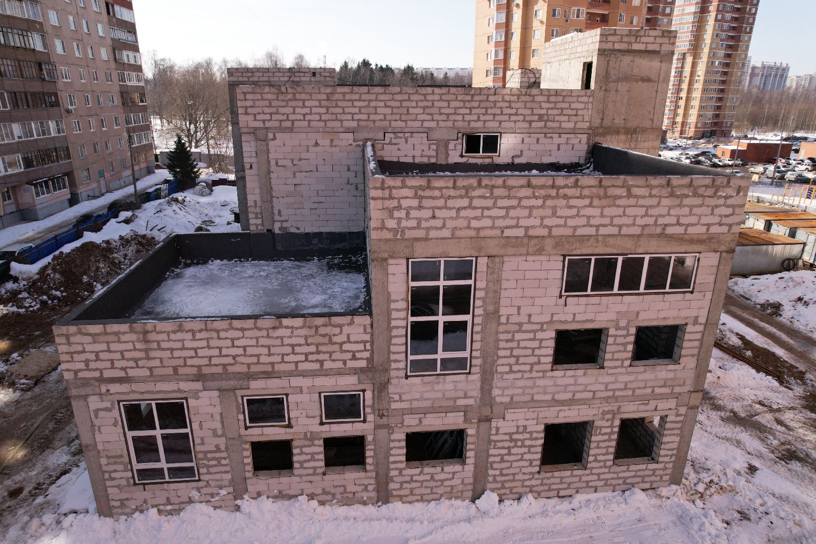 видео с коптера, лобня, строительство, детский сад,