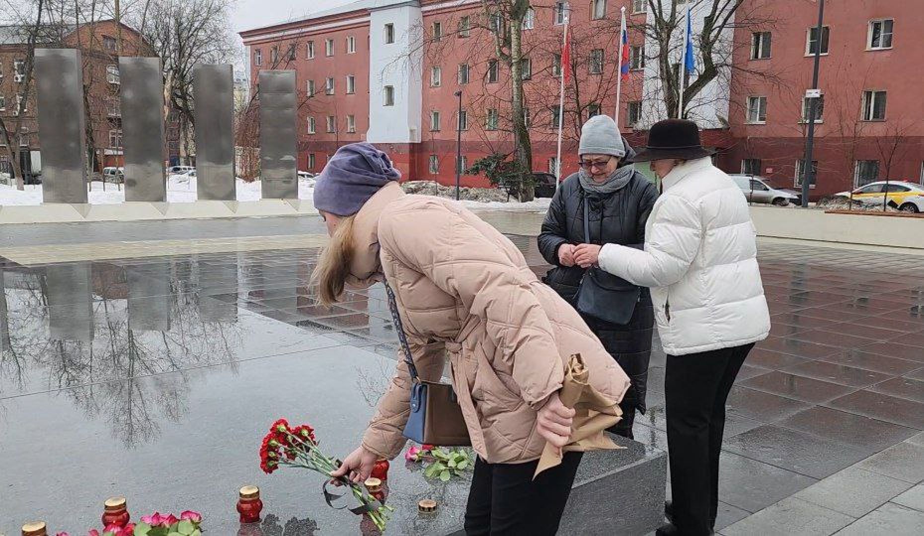 Реутов, акция, Мемориал, цветы, свечи,теракт,