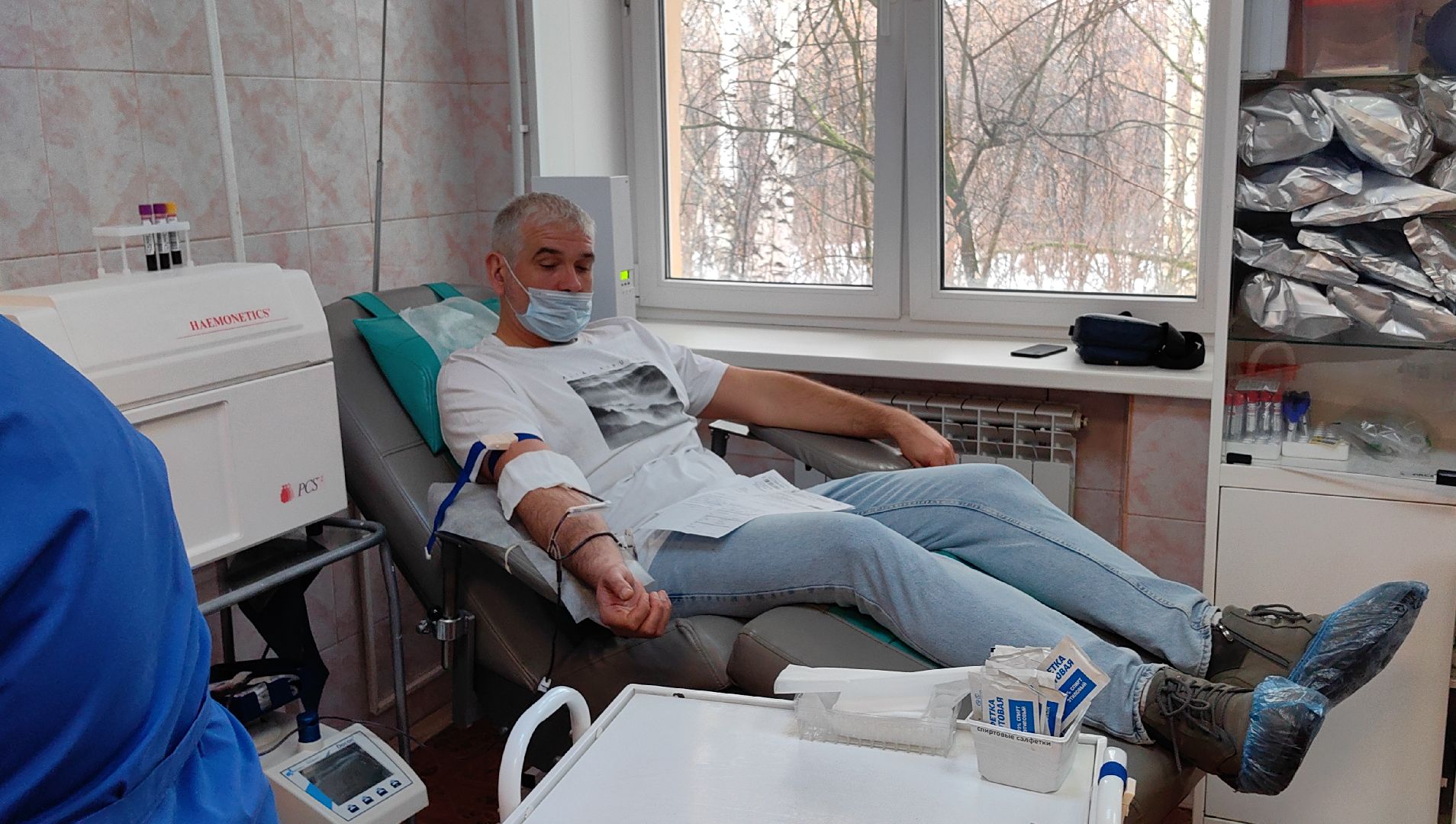 теракт, Крокус сити, кровь, пострадавшие,