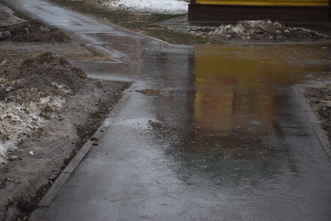 Павловский Посад, городской округ Павловский посад, дороги, лужи, снег, весна