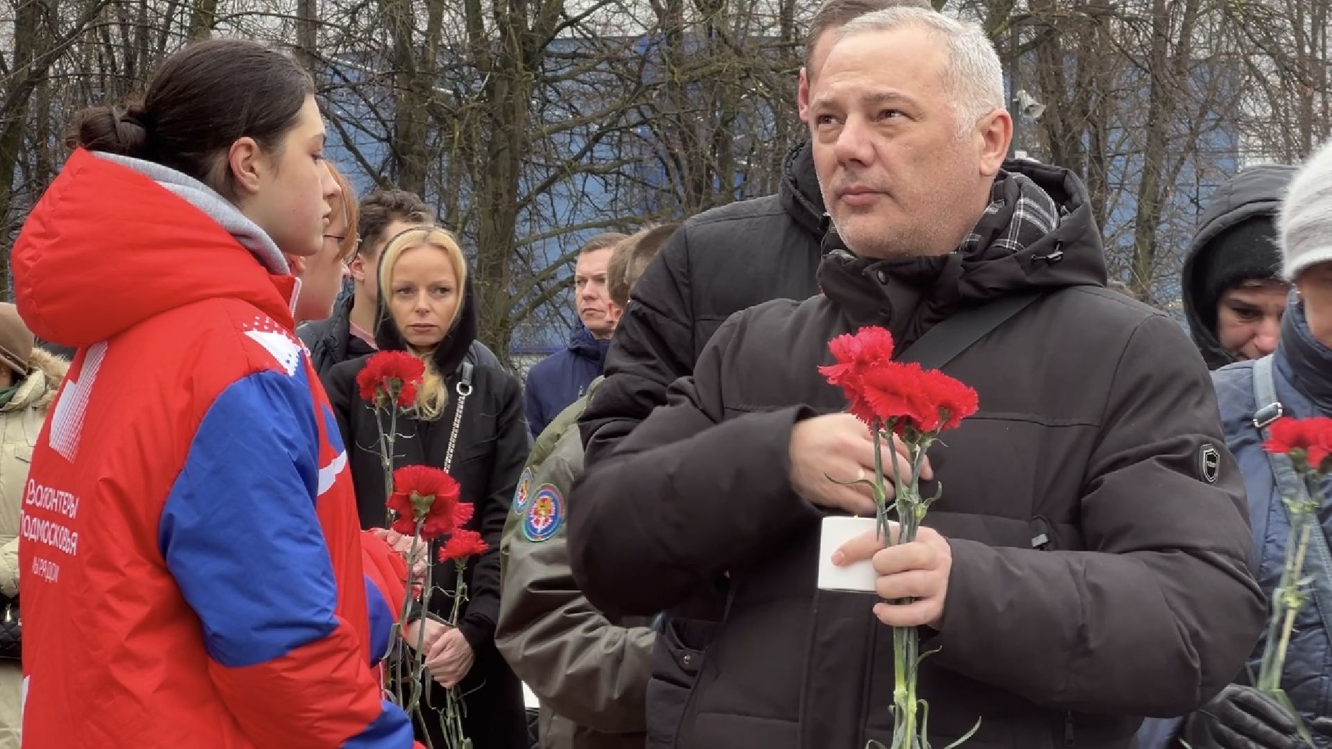 химки, крокус сити холл, стихийный мемориал, теракт,