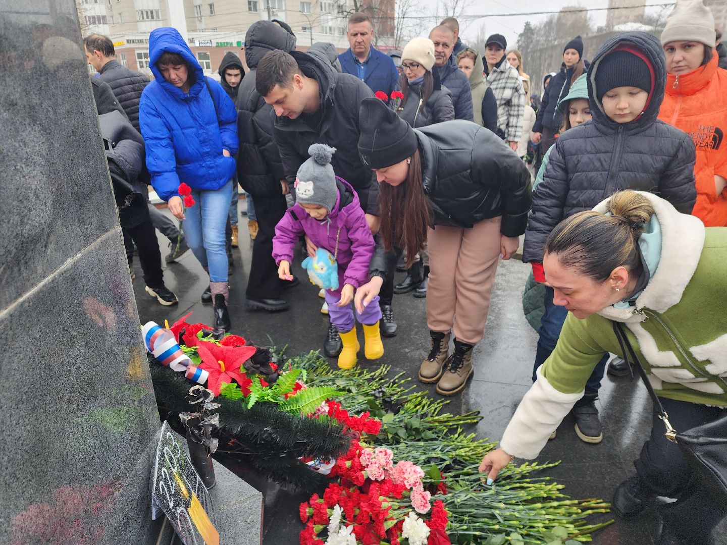 пушкино, мемориал,жители, митинг,теракт,