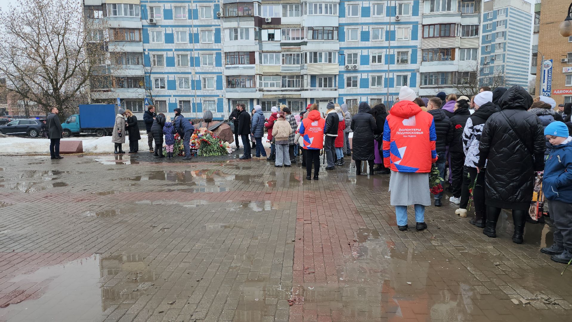 серпухов, крокус сити холл, теракт, серпухов скорбит, черный тюльпан,