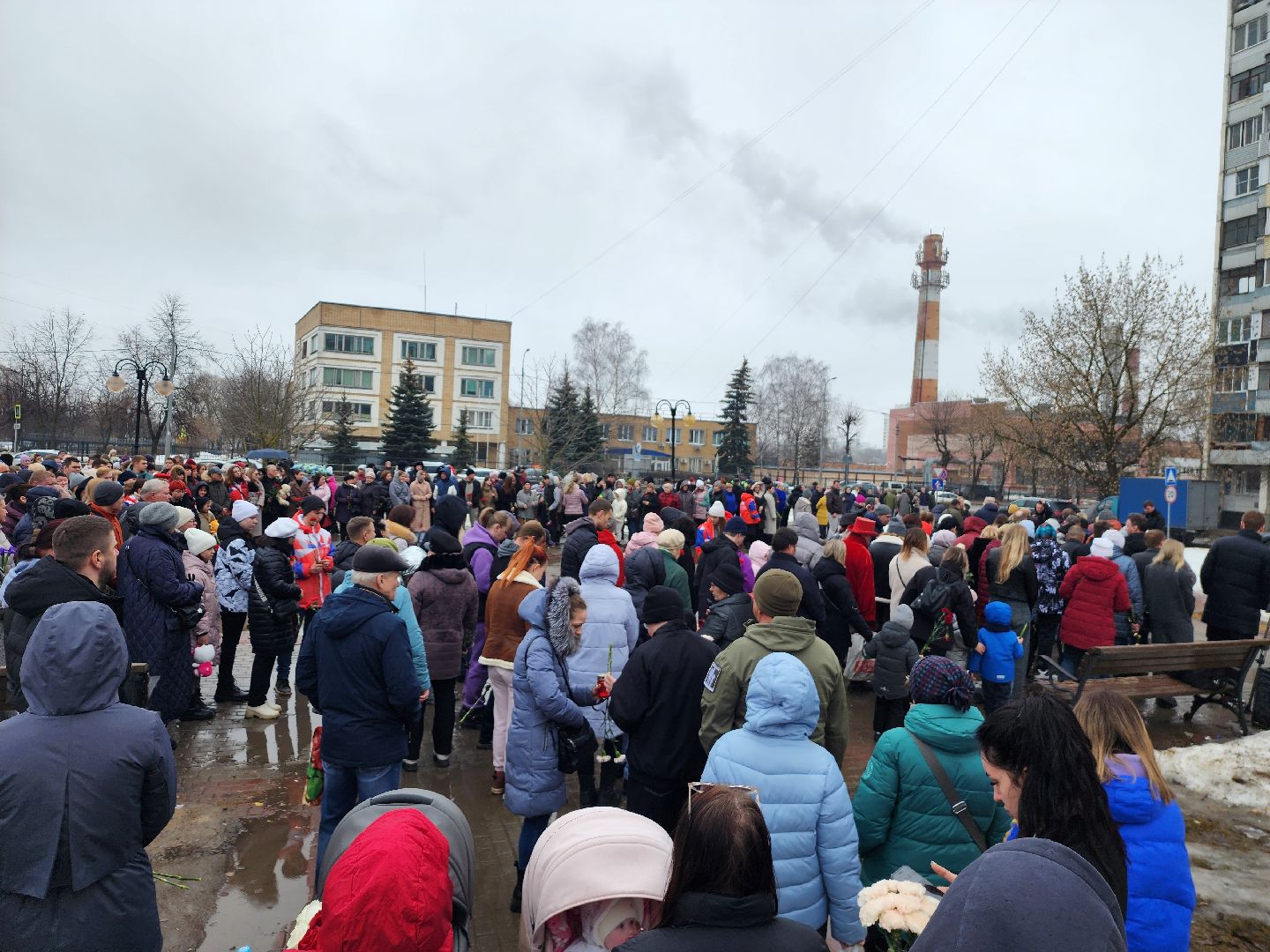 серпухов, крокус сити холл, теракт, серпухов скорбит, черный тюльпан,