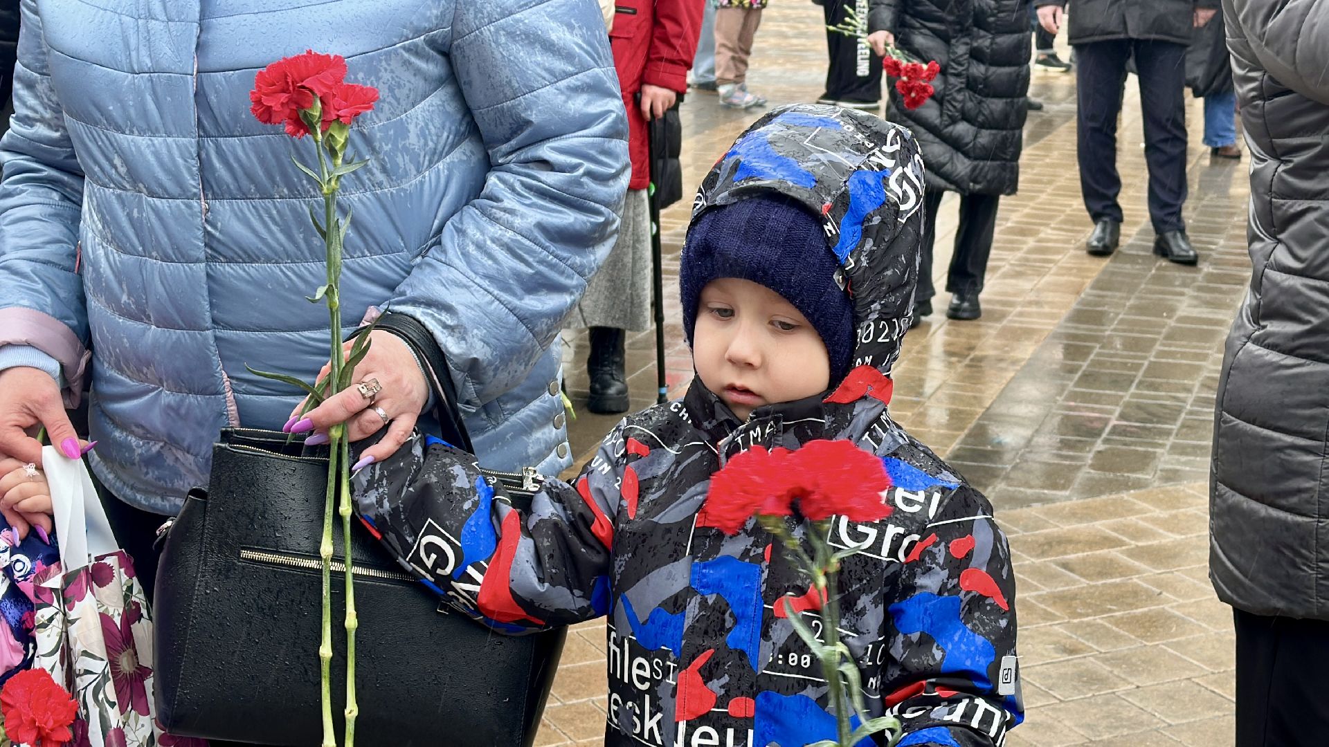 Клин, общество, теракт, память, акция памяти, Крокус,