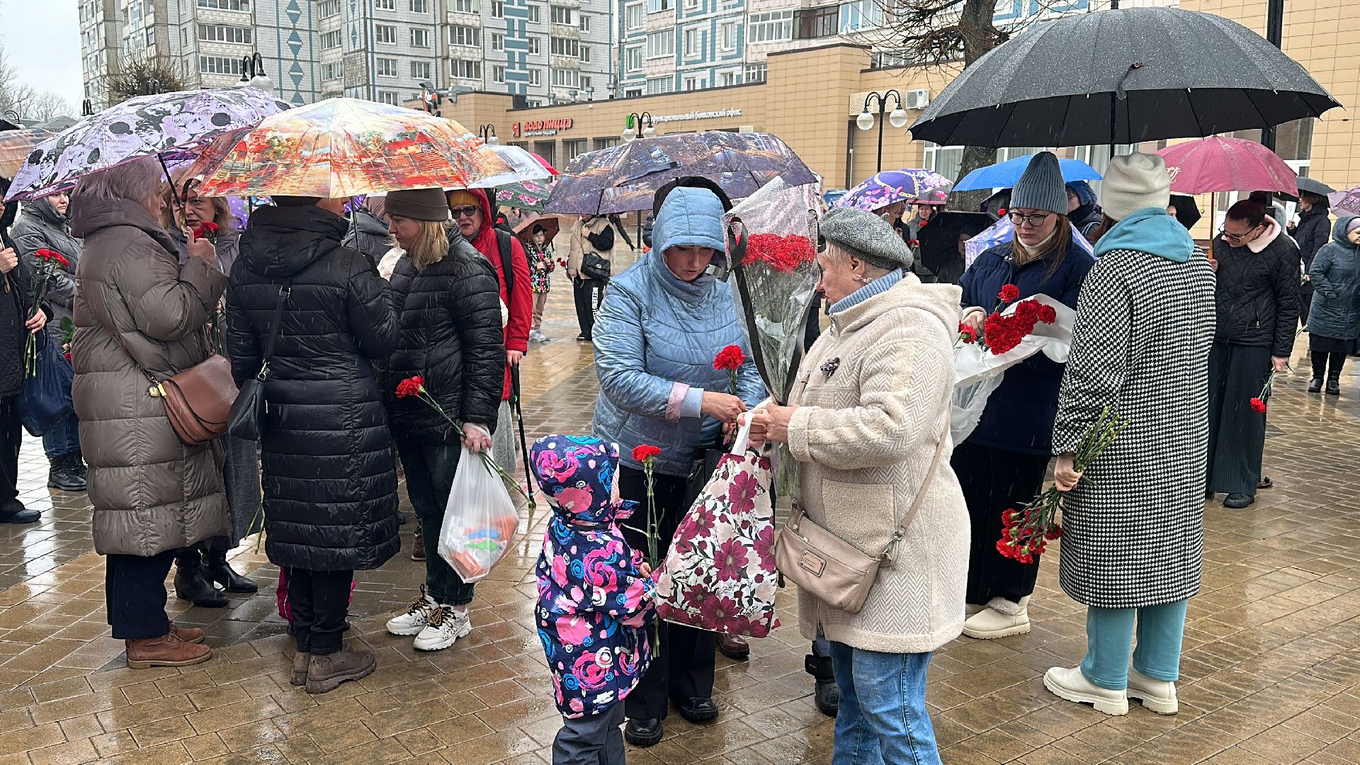 Клин, общество, теракт, память, акция памяти, Крокус,