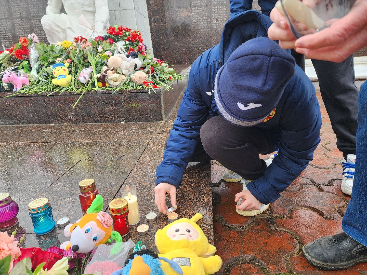 красноармейск, г.о. пушкинский, день траура, стихийный мемориал,теракт,