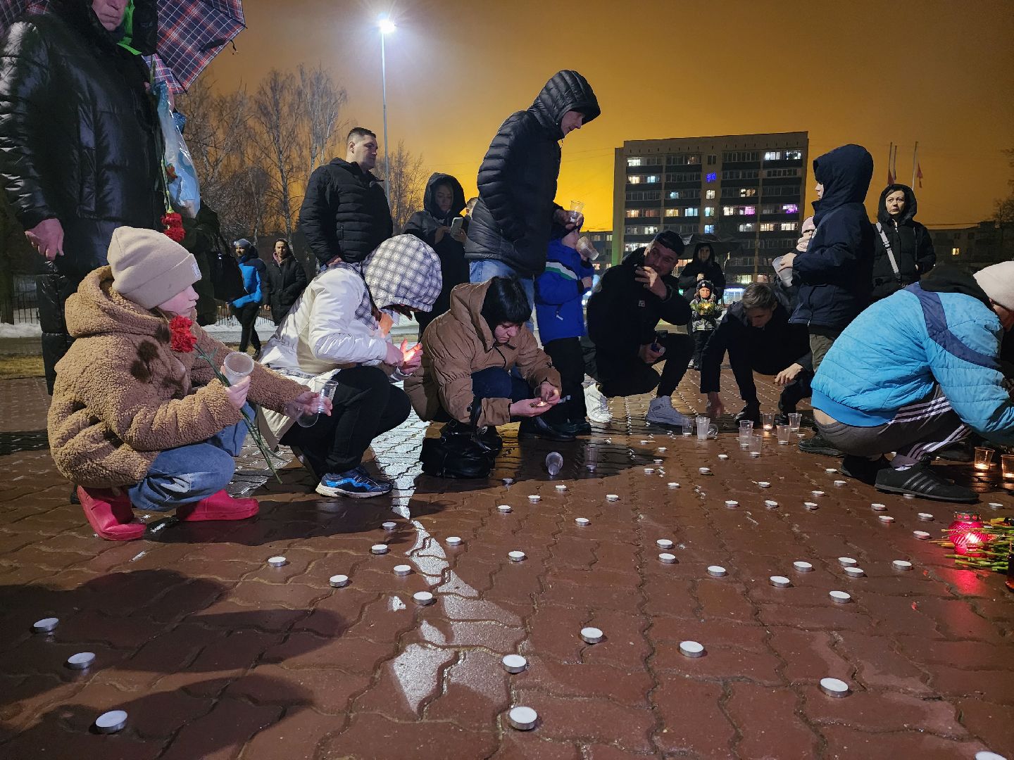 воскресенск, память погибших, крокус сити холл, стихийный мемориал,теракт,