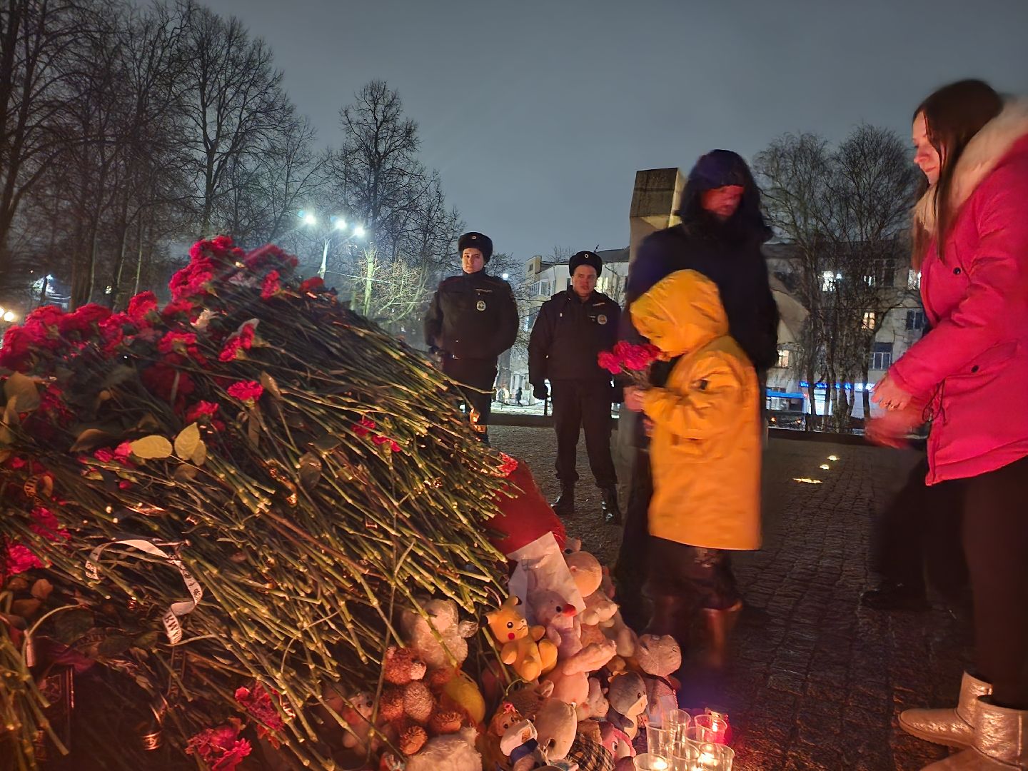 Подольск, Свеча памяти, крокус сити холл, Дань памяти,теракт,