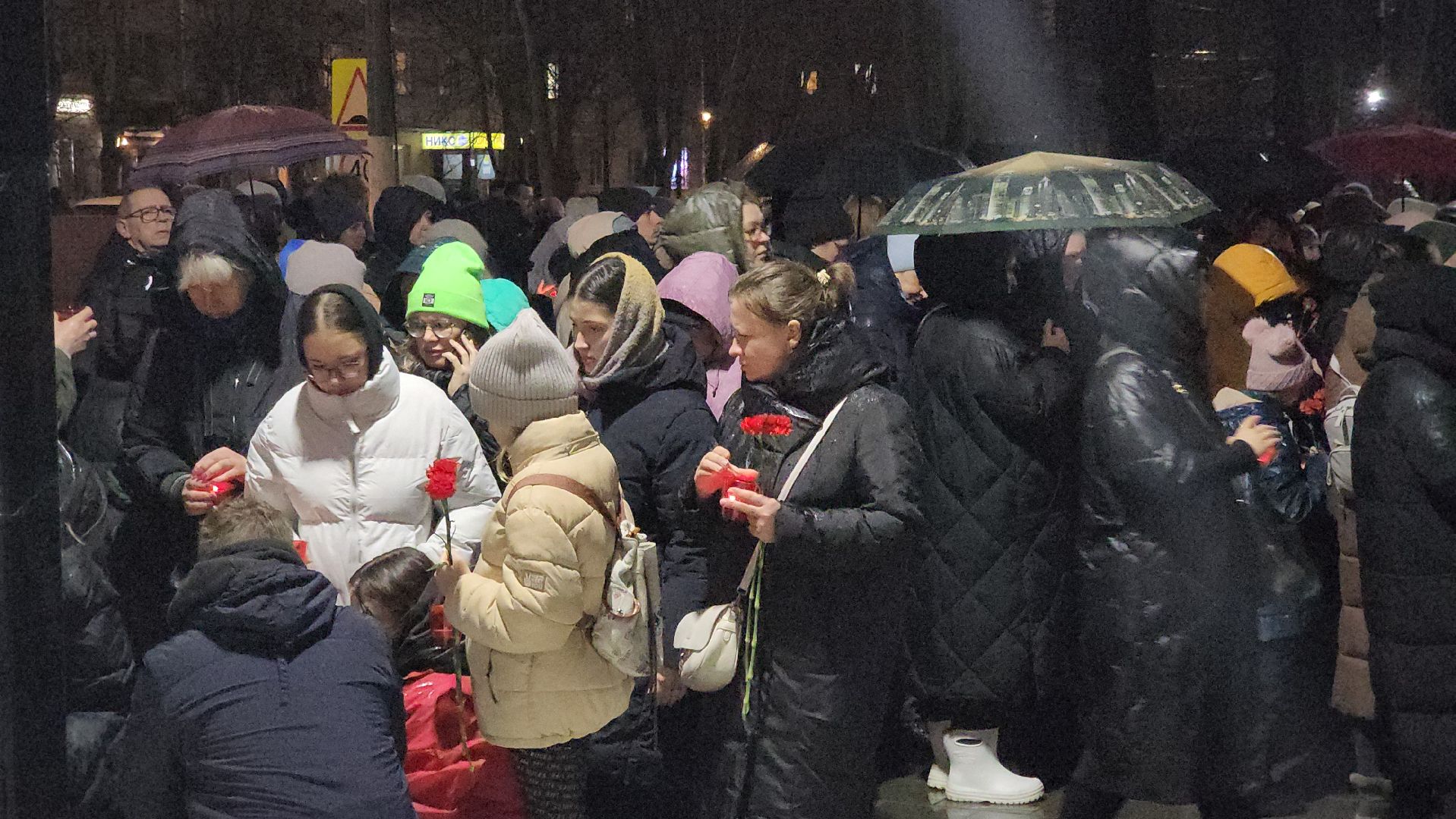 долгопрудный, свеча памяти, крокус, волонтеры, молодежный парламент,теракт,