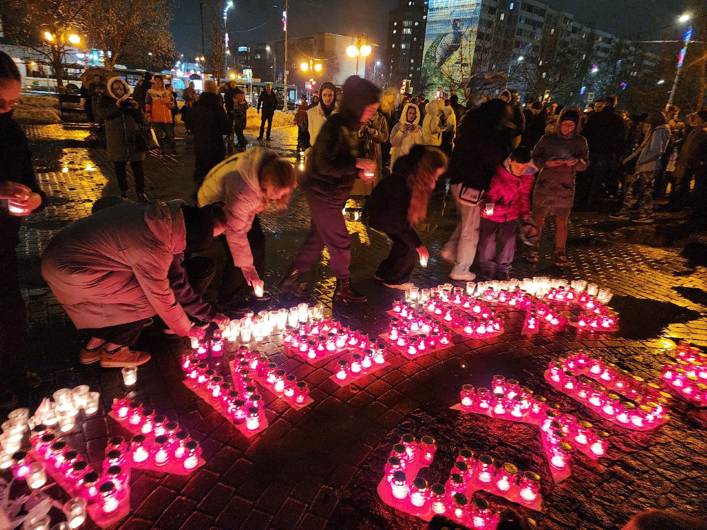 серпухов, свеча памяти, подмосковье, крокус сити холл,теракт,