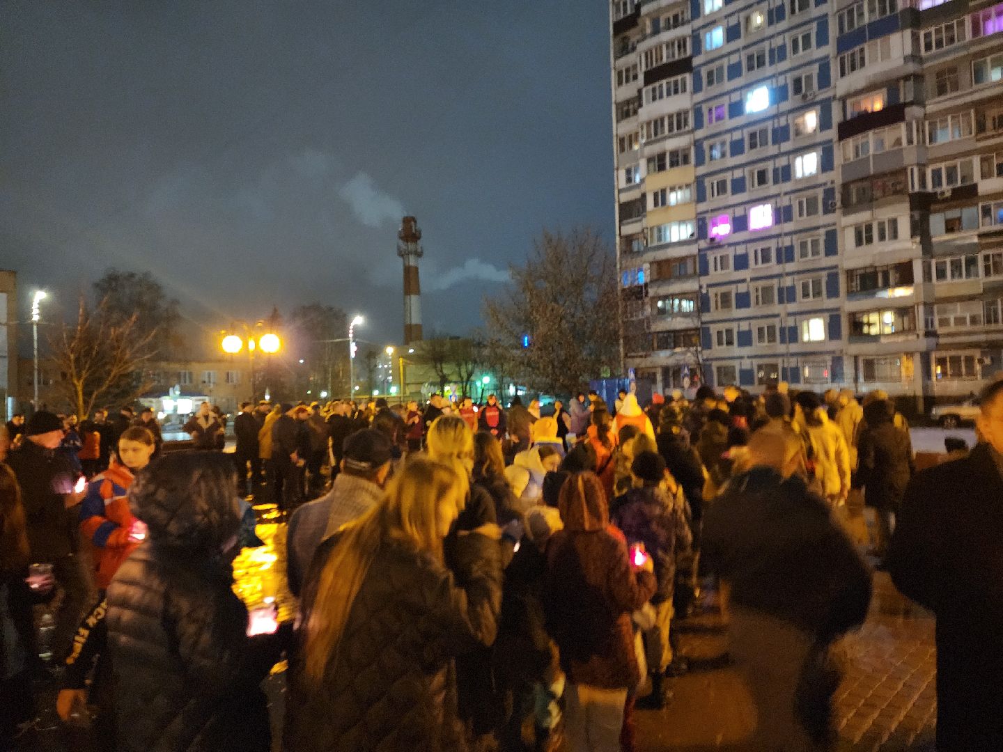 серпухов, свеча памяти, подмосковье, крокус сити холл,теракт,