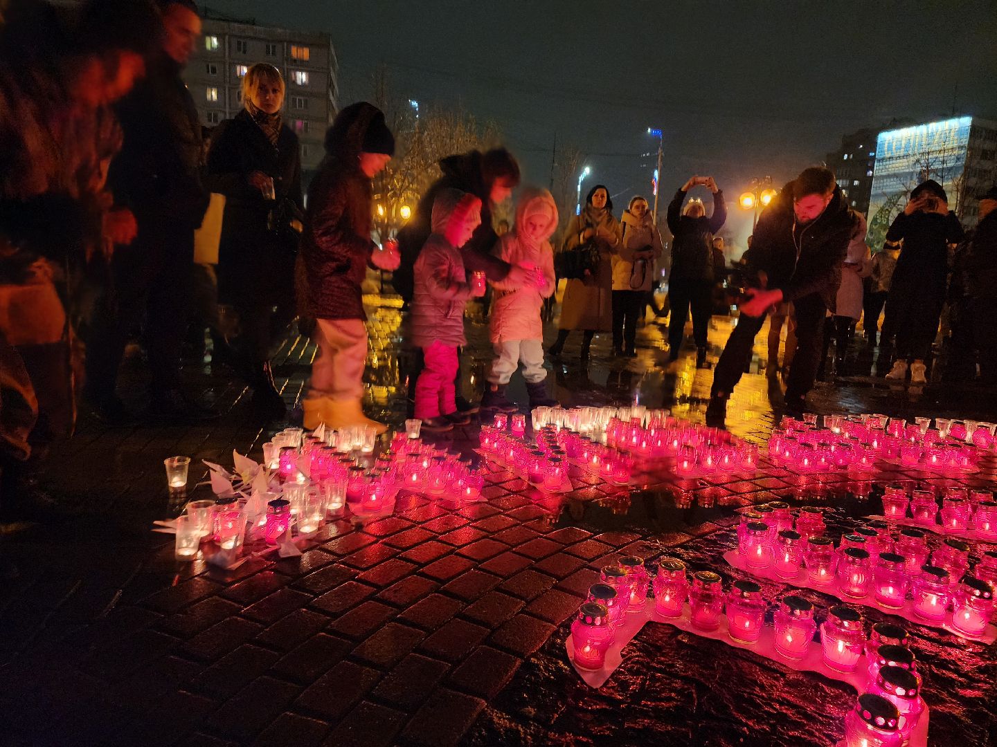 серпухов, свеча памяти, подмосковье, крокус сити холл,теракт,