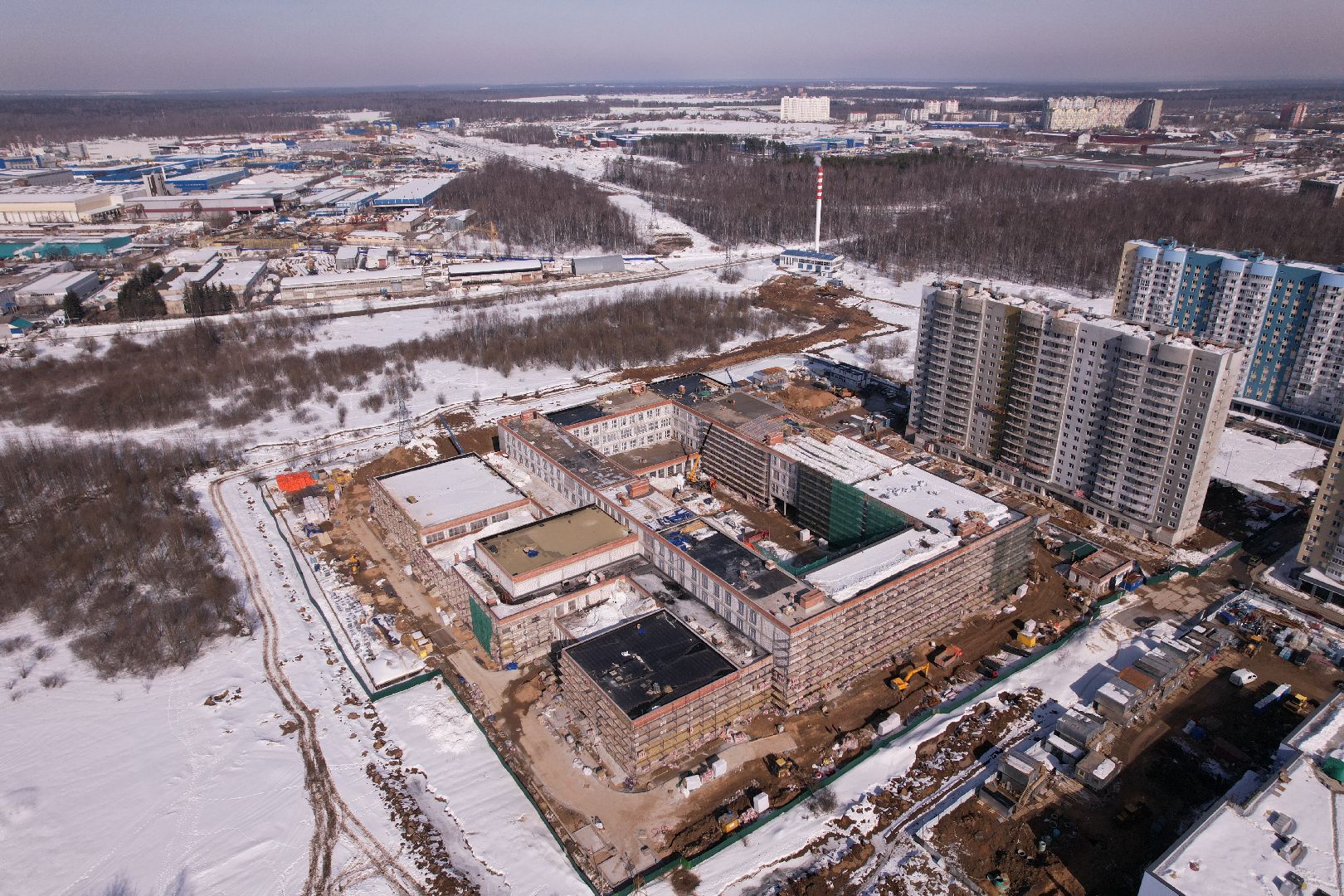 видео с коптера, Лобня, центр образования,