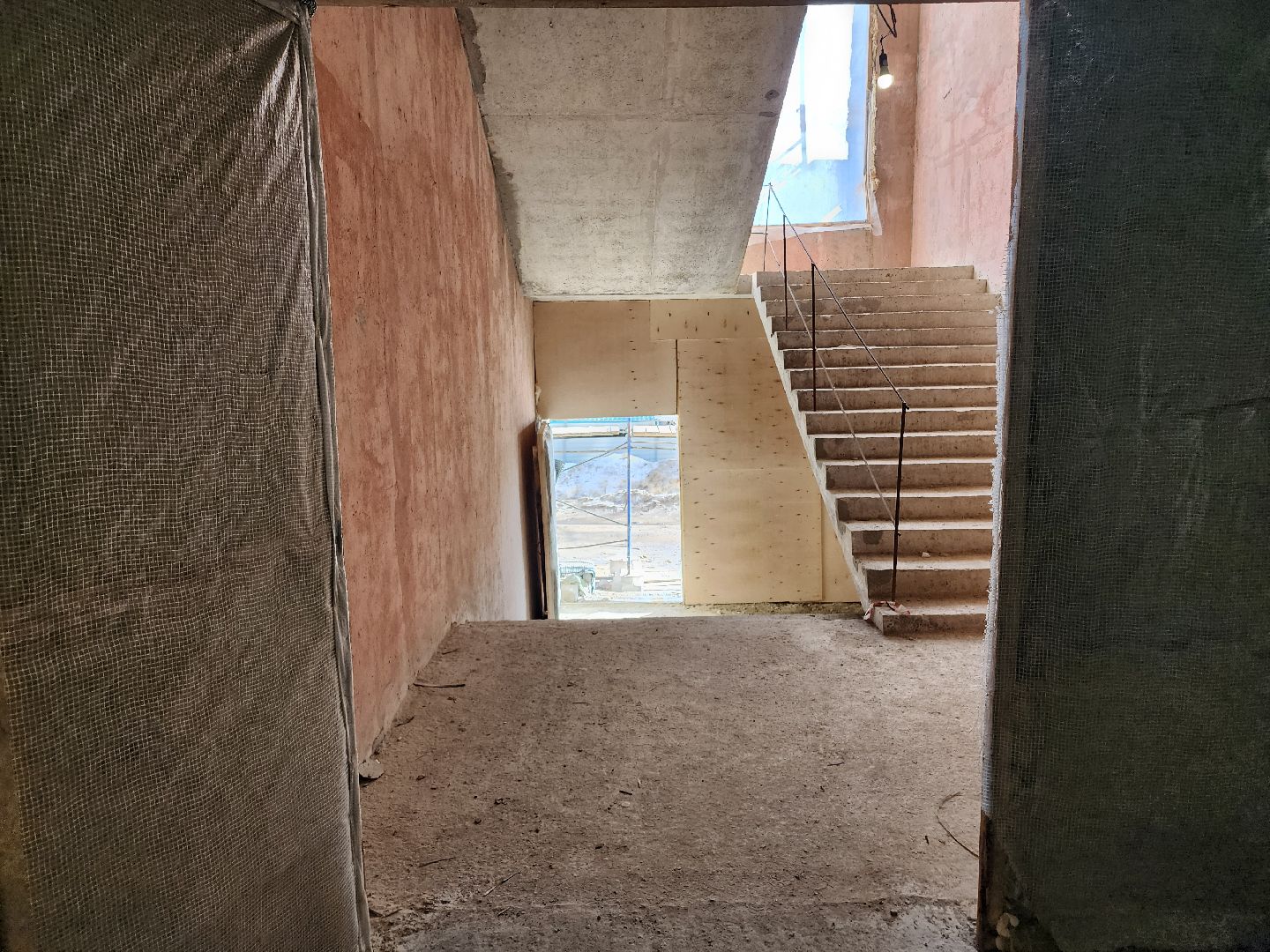 строительство социальных объектов, строительство школы,