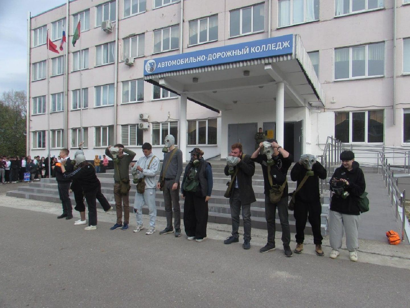 Бронницы, Автомобильно-дорожный колледж, Эвакуация людей,