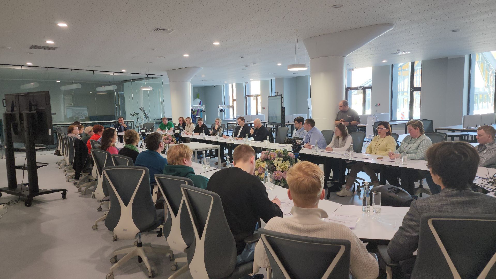 долгопрудный, технопарк, Физтех-лицей, наука в школе, круглый стол, эксперты,