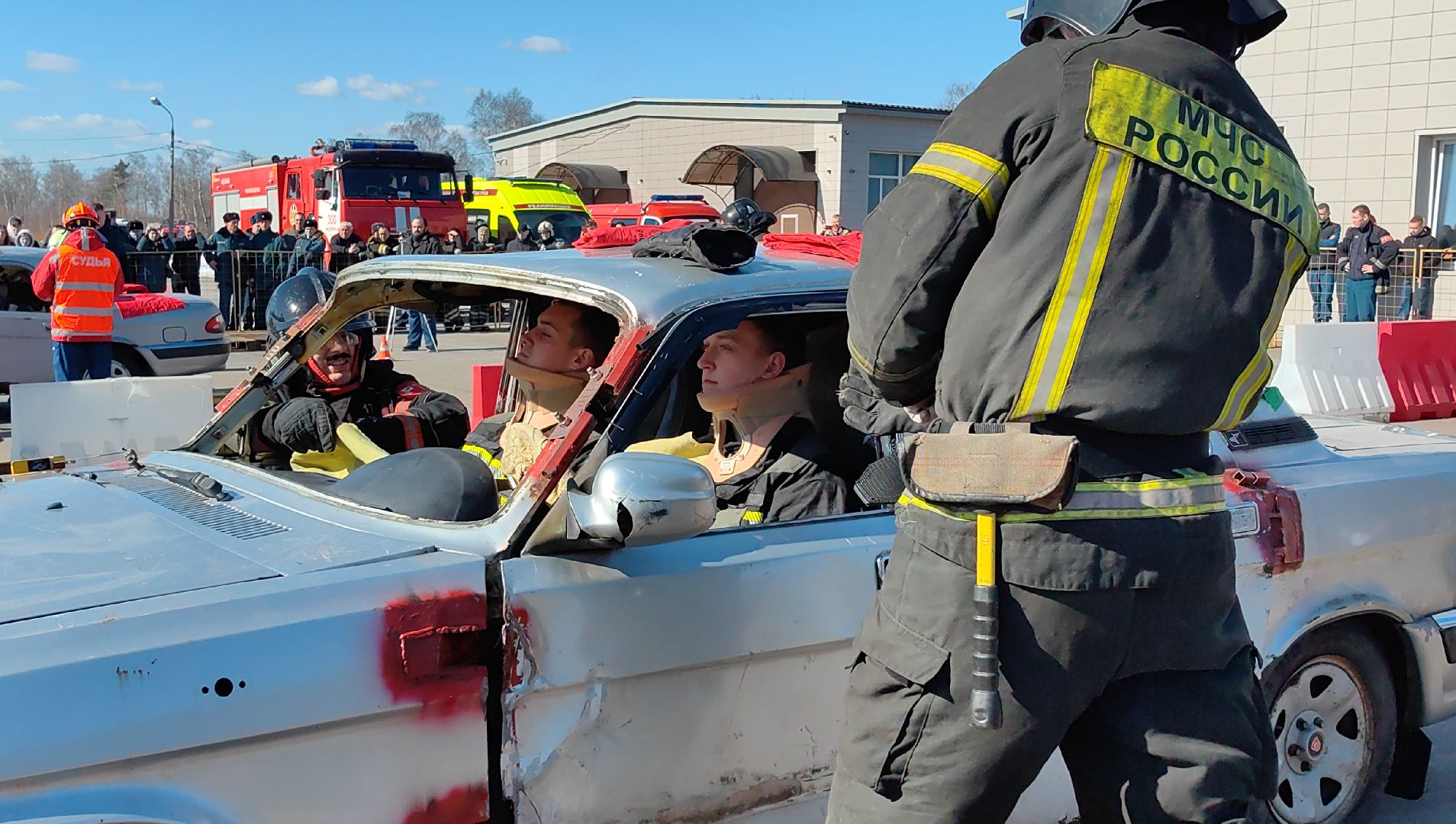 МЧС россии, соревнования, транспорт, ликвидация последствия ДТП,