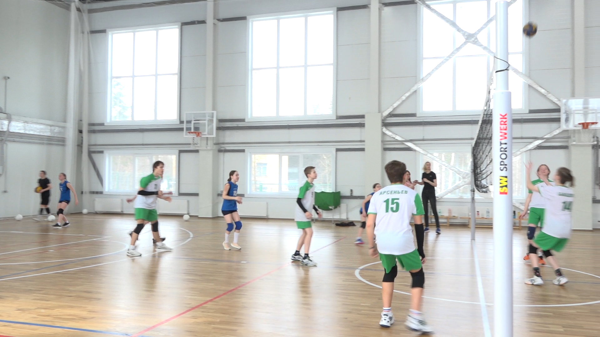 спорт во Власихе, юные волейболисты, ФОК имени Толубко, любительская волейбольная лига, Мария Стрекалова, Сергей Алексеев,власиха,