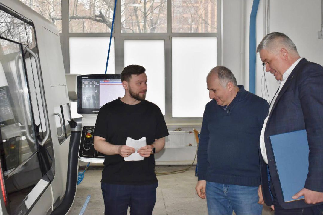 Балашиха, Реутов, Подмосковье, СВО, гуманитарная помощь, печи, депутаты, Тарас Ефимов, студенты, колледжи