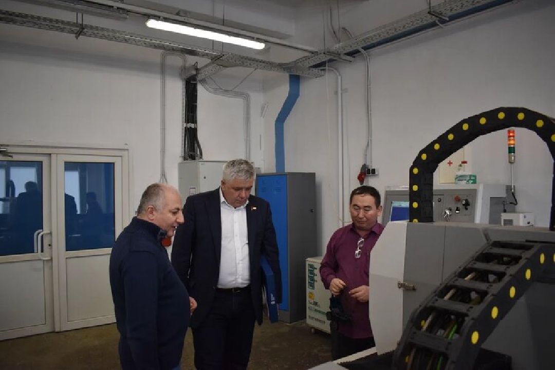 Балашиха, Реутов, Подмосковье, СВО, гуманитарная помощь, печи, депутаты, Тарас Ефимов, студенты, колледжи