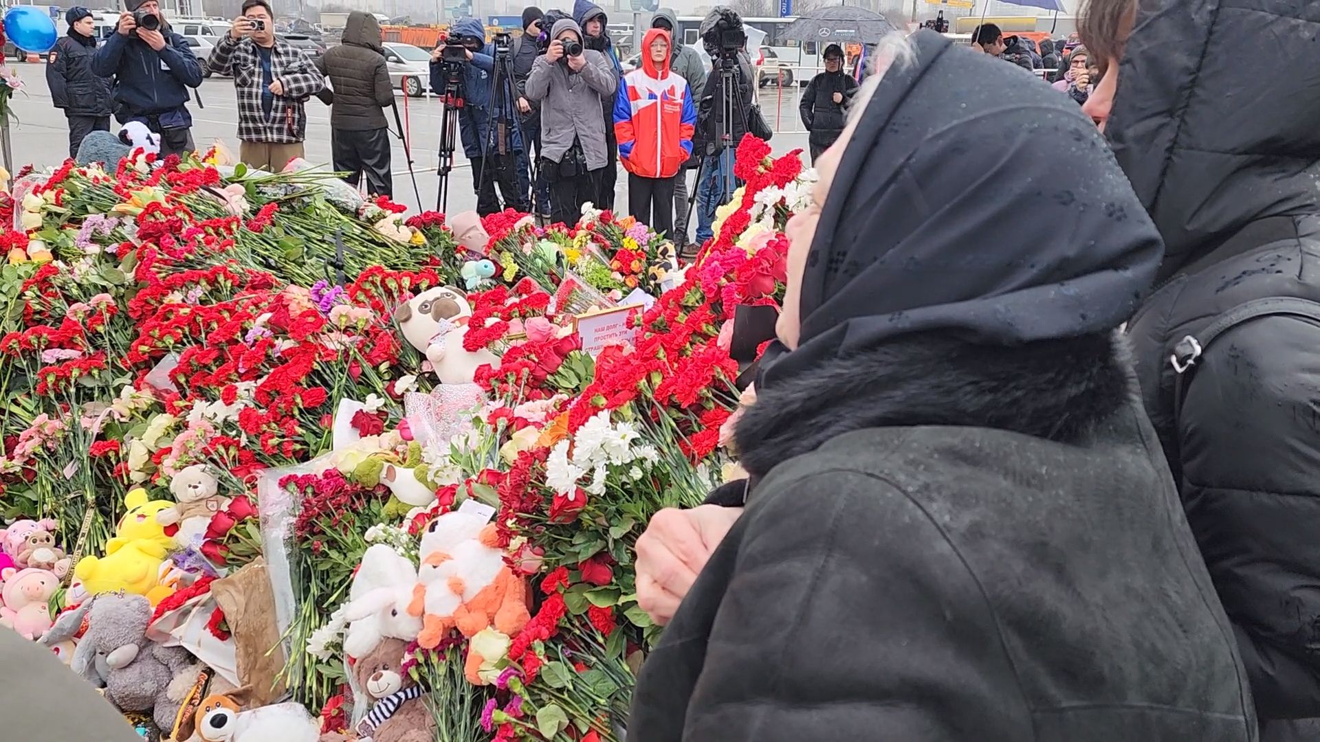 теракт, крокус сити холл, мемориал, очевидец, красногорск,