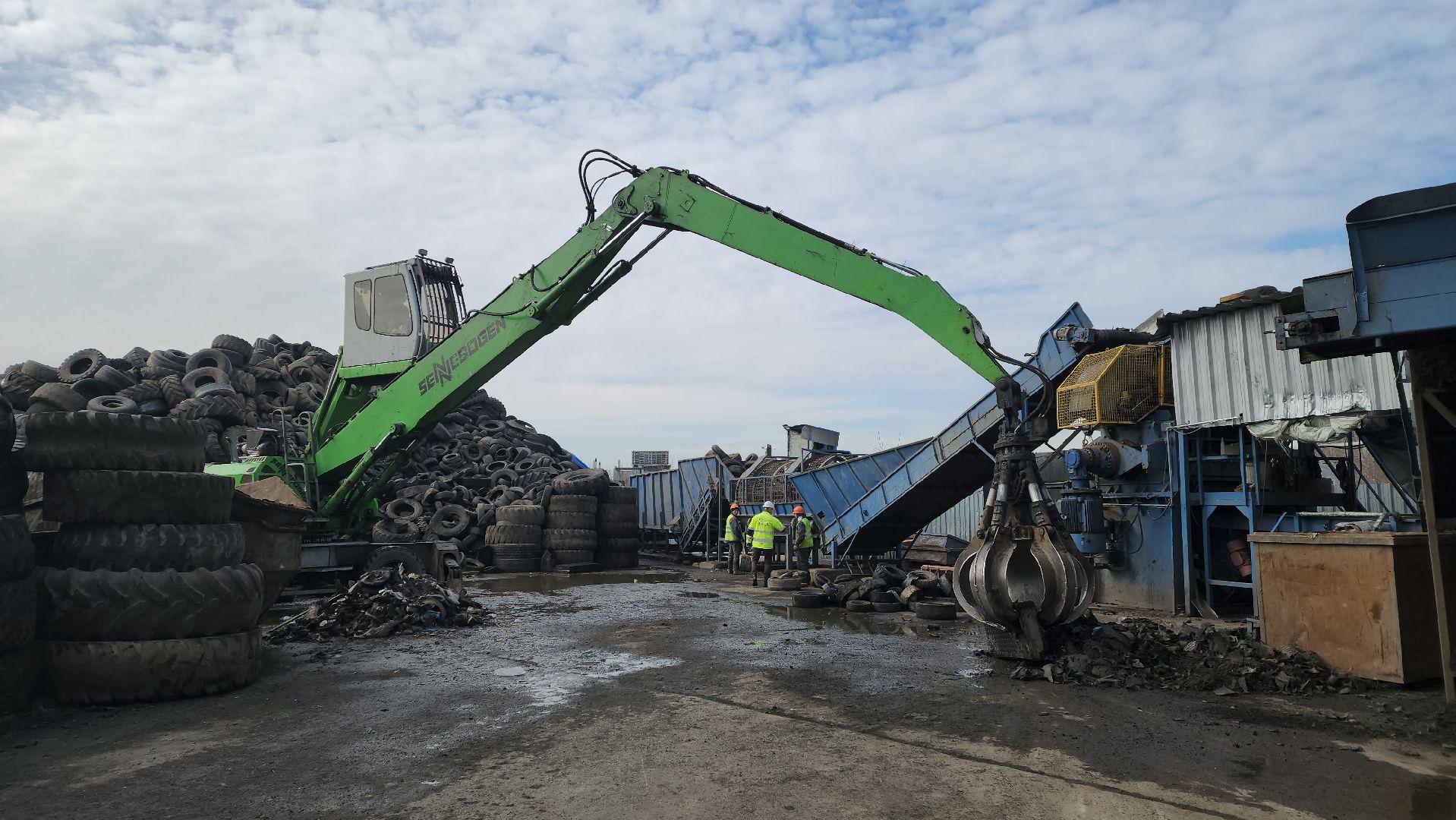 сдай шины на мегабак, акция, экология, переработка вторсырья,